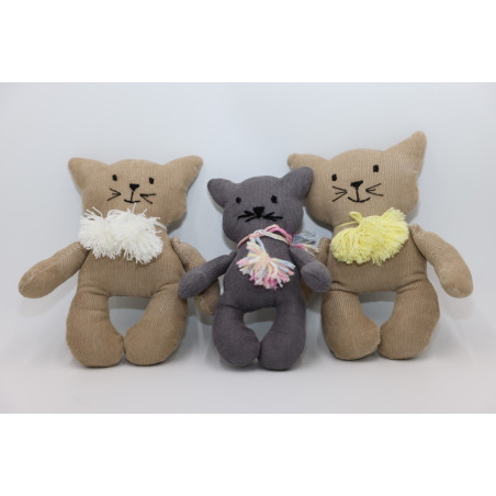 Pliušiniai kačiukai